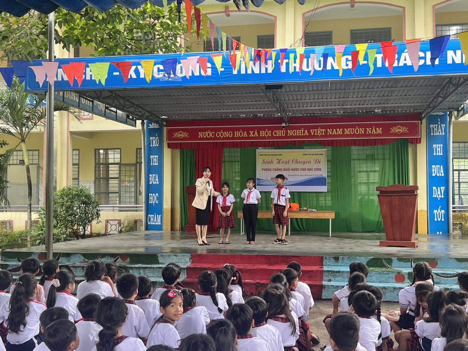 Tuyên tuyền phòng chống đuối nước cho học sinh trường Tiểu học Quang Minh